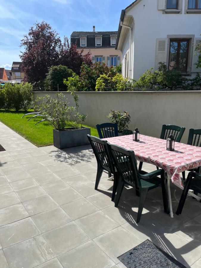 Appartement De Prestige Au Centre Climatise Avec Jardin Prive Колмар Екстериор снимка